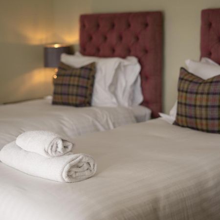 The Thomas Lord Hotel West Meon ภายนอก รูปภาพ