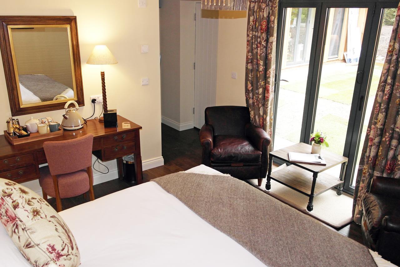 The Thomas Lord Hotel West Meon ภายนอก รูปภาพ